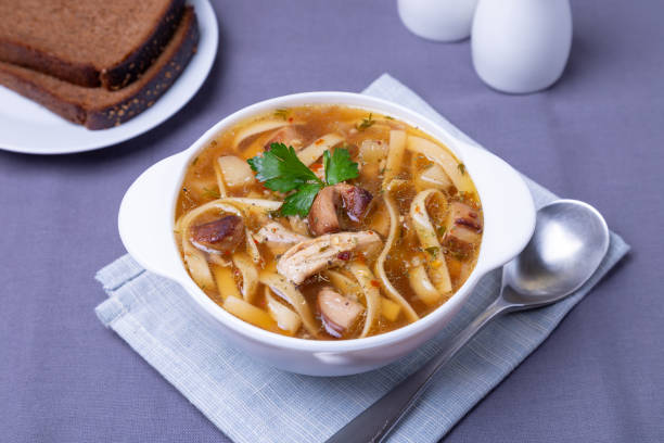 Sopa de Frango com Macarrão
